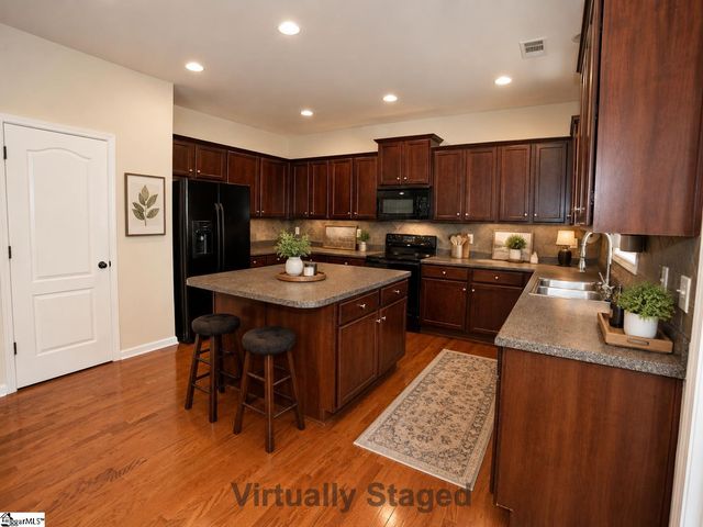 102 River Summit Drive, Simpsonville, SC 29681