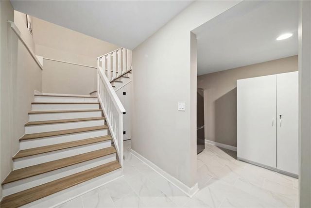 915 Sentry Ridge Crossing, Suwanee, GA 30024
