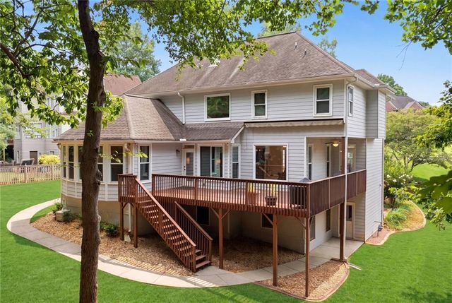915 Sentry Ridge Crossing, Suwanee, GA 30024