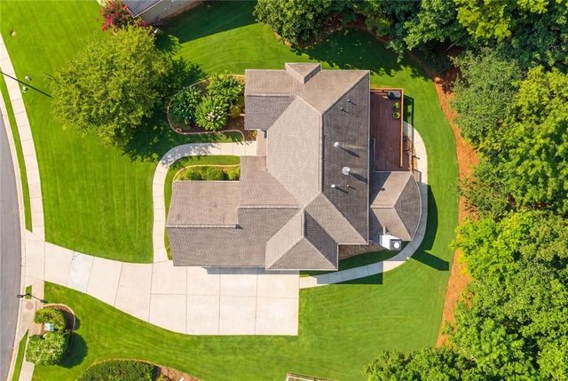 915 Sentry Ridge Crossing, Suwanee, GA 30024