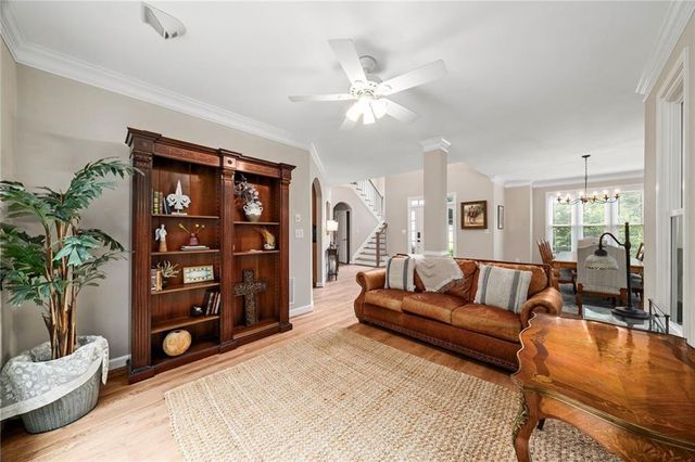 915 Sentry Ridge Crossing, Suwanee, GA 30024