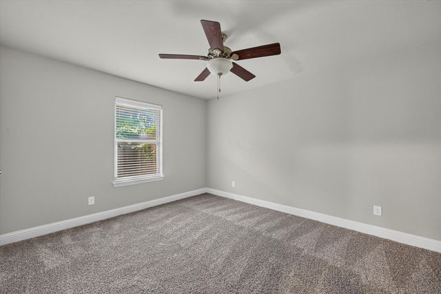 3016 Loy Lake Road, Denison, TX 75020