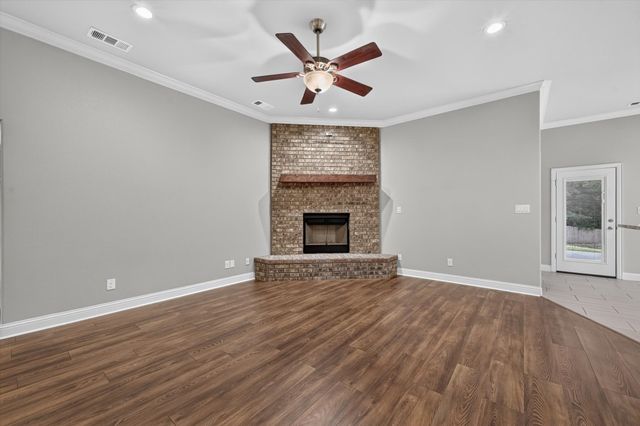 3016 Loy Lake Road, Denison, TX 75020