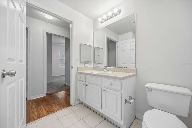 5721 BENTGRASS DRIVE 20-104, Sarasota, FL 34235