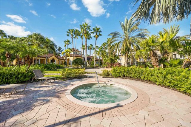 5721 BENTGRASS DRIVE 20-104, Sarasota, FL 34235