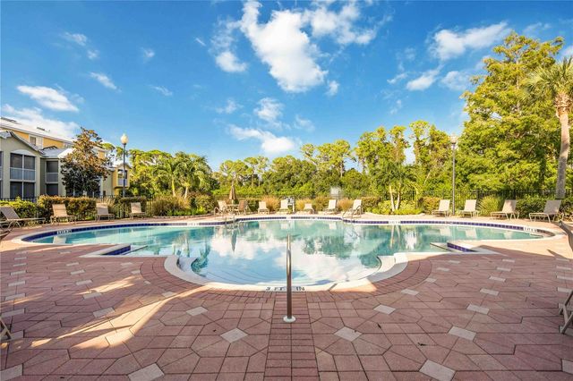 5721 BENTGRASS DRIVE 20-104, Sarasota, FL 34235