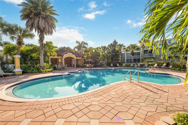 5721 BENTGRASS DRIVE 20-104, Sarasota, FL 34235