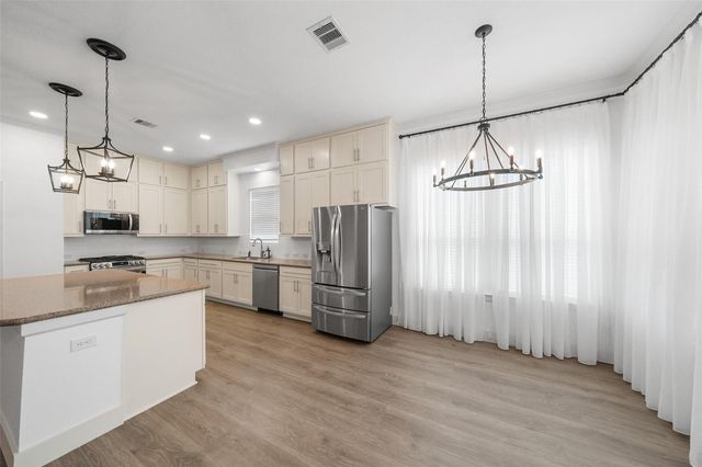 31511 Boulder Cliff Lane, Spring, TX 77386