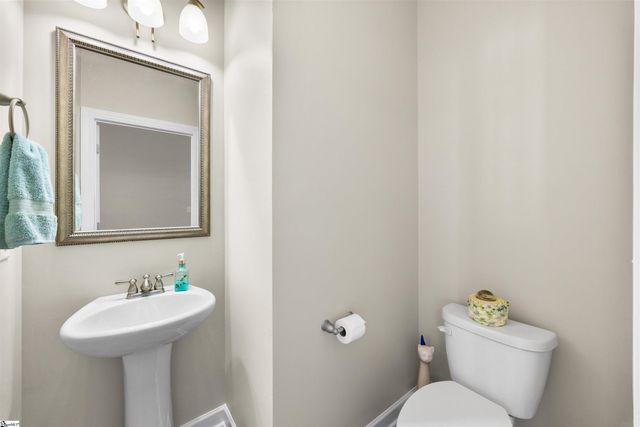 604 Chillingham Court, Fountain Inn, SC 29644