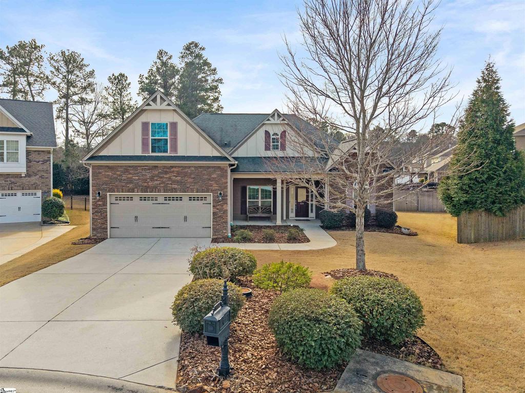 604 Chillingham Court, Fountain Inn, SC 29644