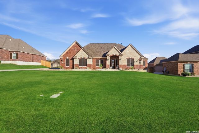 239 Sittre Dr, Castroville, TX 78009