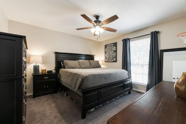 817 Fox Hill Drive, Edmond, OK 73034