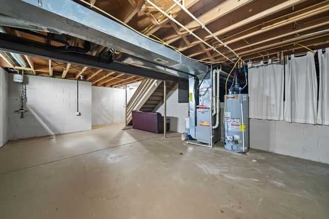 1161 Willow Oak Drive, Blacklick, OH 43004