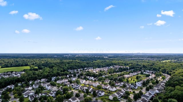1161 Willow Oak Drive, Blacklick, OH 43004
