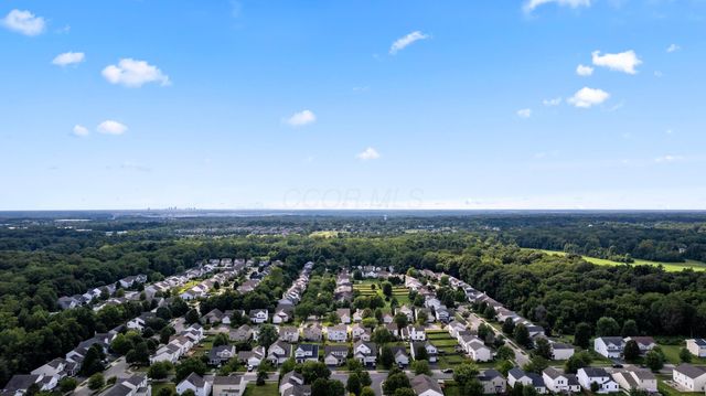 1161 Willow Oak Drive, Blacklick, OH 43004