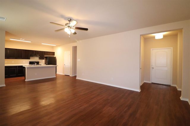 232 Michelle Drive, Grand Prairie, TX 75051