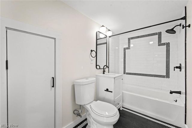 3301 Hancock Avenue Up, Cleveland, OH 44113
