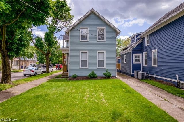 3301 Hancock Avenue Up, Cleveland, OH 44113