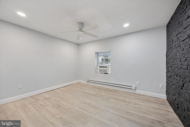 6411 VINE ST, Philadelphia, PA 19139