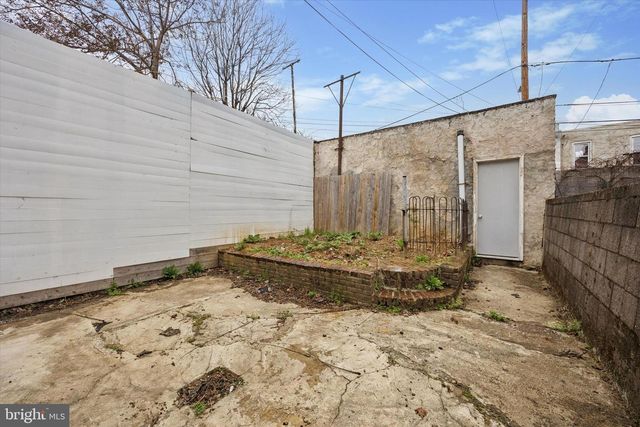 6411 VINE ST, Philadelphia, PA 19139