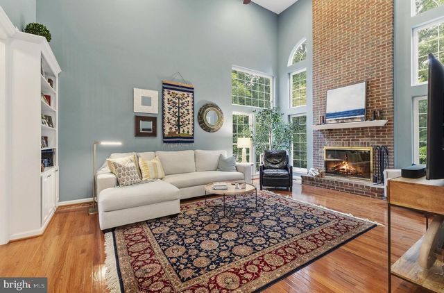 15187 WINDY HOLLOW CIR, Gainesville, VA 20155