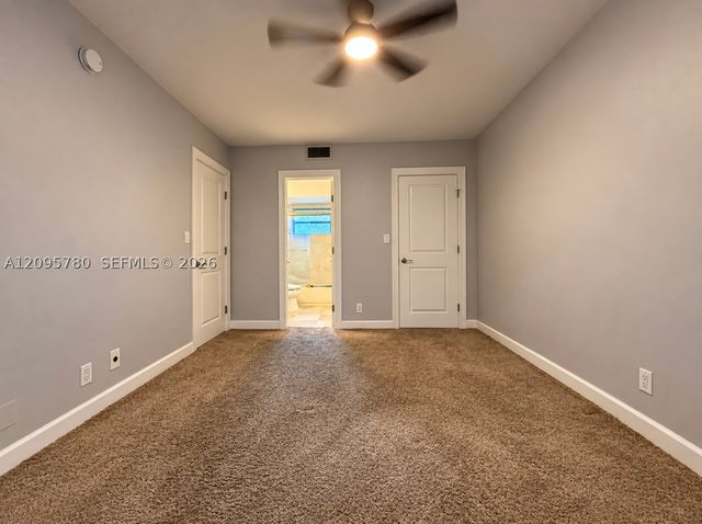 609 NE 13th Ave 203, Fort Lauderdale, FL 33304