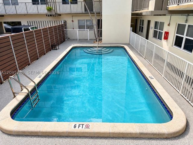 609 NE 13th Ave 203, Fort Lauderdale, FL 33304