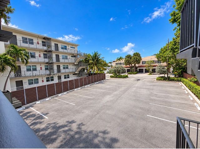 609 NE 13th Ave 203, Fort Lauderdale, FL 33304