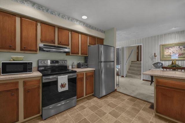 634 Knoll Drive, Granville, OH 43023