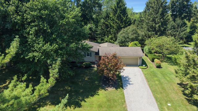 634 Knoll Drive, Granville, OH 43023