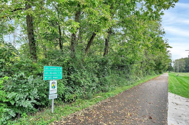 634 Knoll Drive, Granville, OH 43023