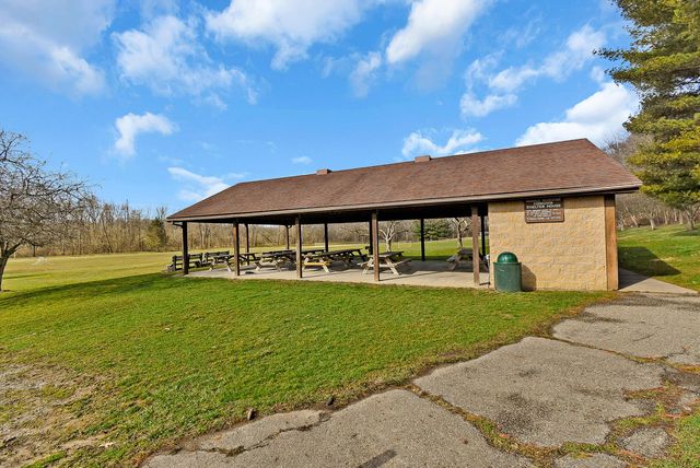 634 Knoll Drive, Granville, OH 43023
