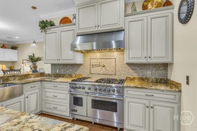 1913 Saint Catherine Circle, Richmond Hill, GA 31324