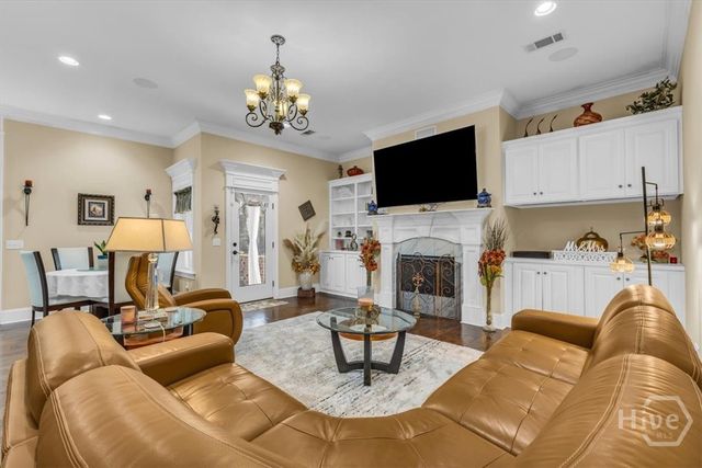 1913 Saint Catherine Circle, Richmond Hill, GA 31324