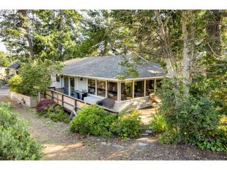 796 MADRONA St, Manzanita, OR 97130