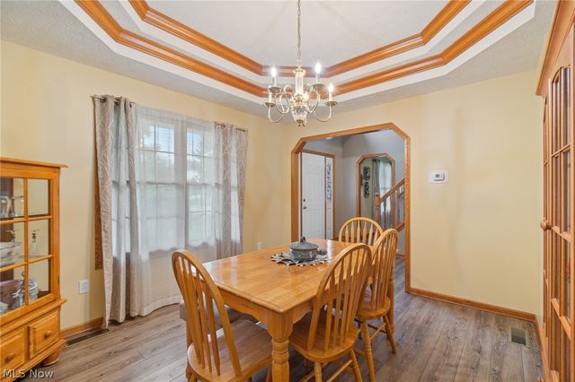 5688 Shallow Creek Avenue, Louisville, OH 44641