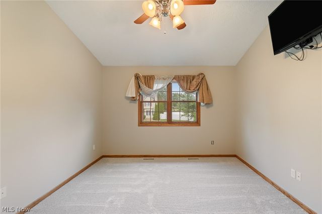 5688 Shallow Creek Avenue, Louisville, OH 44641