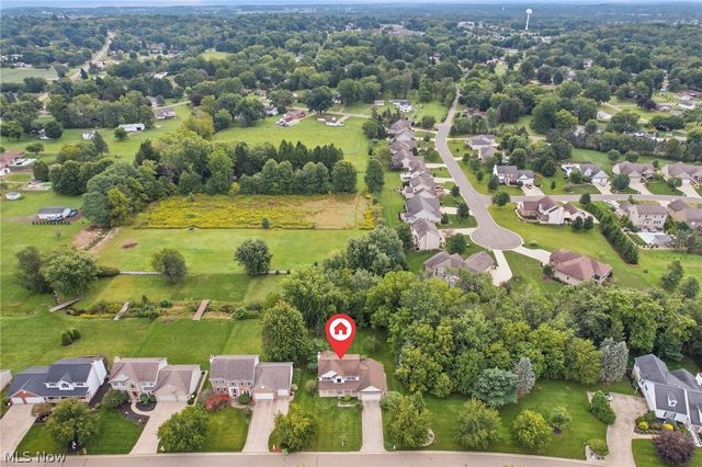 5688 Shallow Creek Avenue, Louisville, OH 44641