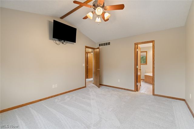 5688 Shallow Creek Avenue, Louisville, OH 44641
