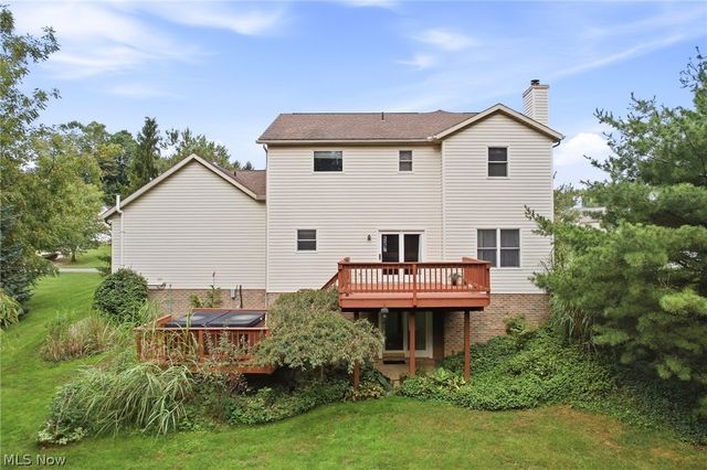 5688 Shallow Creek Avenue, Louisville, OH 44641
