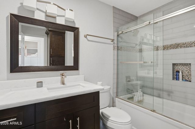 8307 E CLARENDON Avenue, Scottsdale, AZ 85251