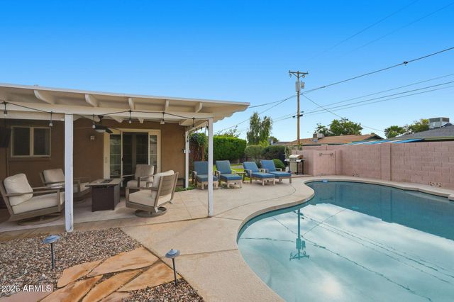 8307 E CLARENDON Avenue, Scottsdale, AZ 85251