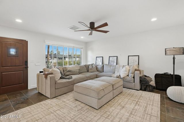 8307 E CLARENDON Avenue, Scottsdale, AZ 85251