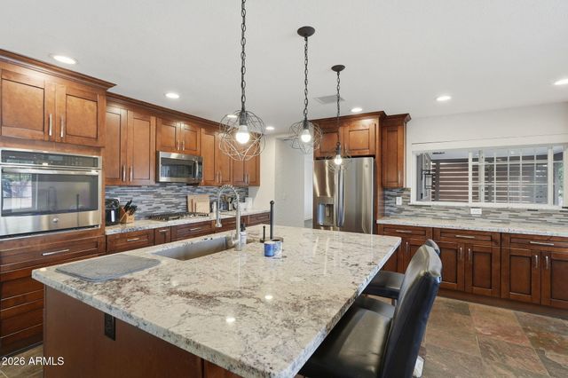 8307 E CLARENDON Avenue, Scottsdale, AZ 85251