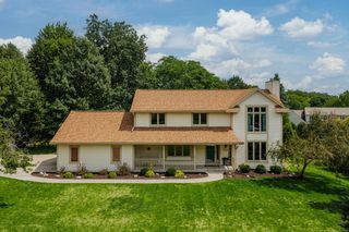 W237N3390 Five Fields ROAD, Pewaukee, WI 53072