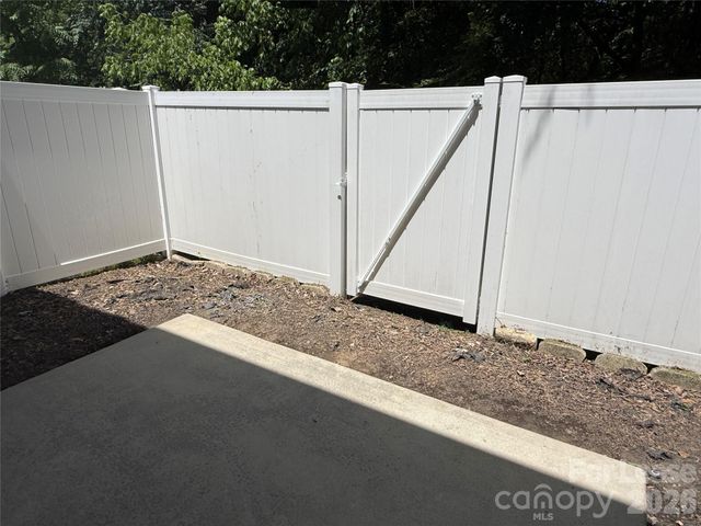 13138 Erwin Road, Charlotte, NC 28273