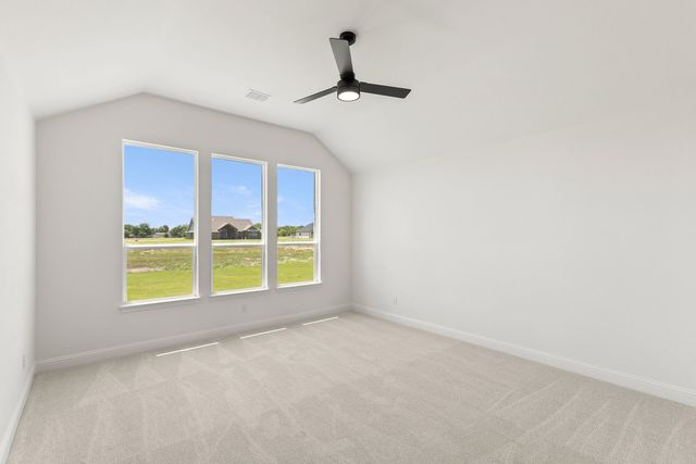 221 Cotopaxi Drive, Red Oak, TX 75154
