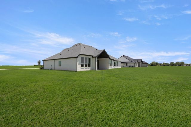 221 Cotopaxi Drive, Red Oak, TX 75154