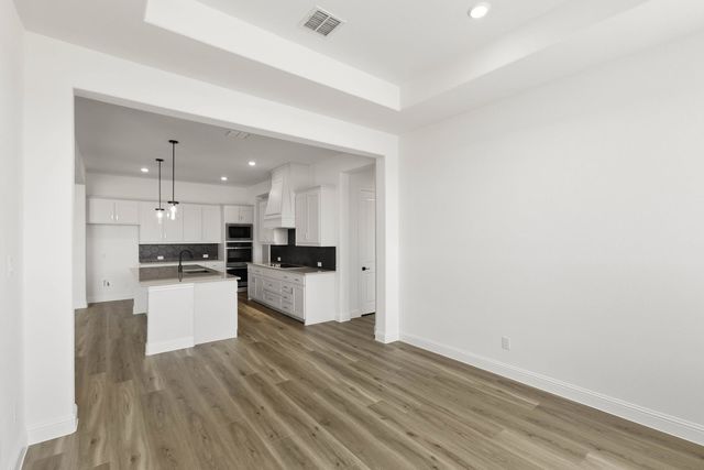 221 Cotopaxi Drive, Red Oak, TX 75154