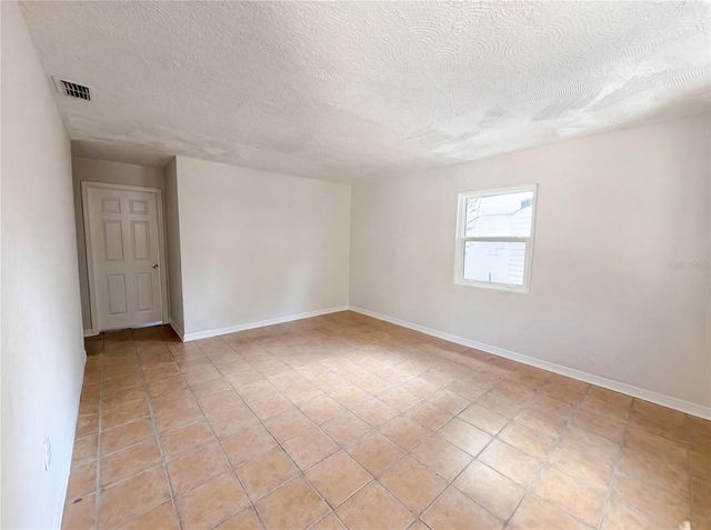 4010 E PARIS STREET, Tampa, FL 33610